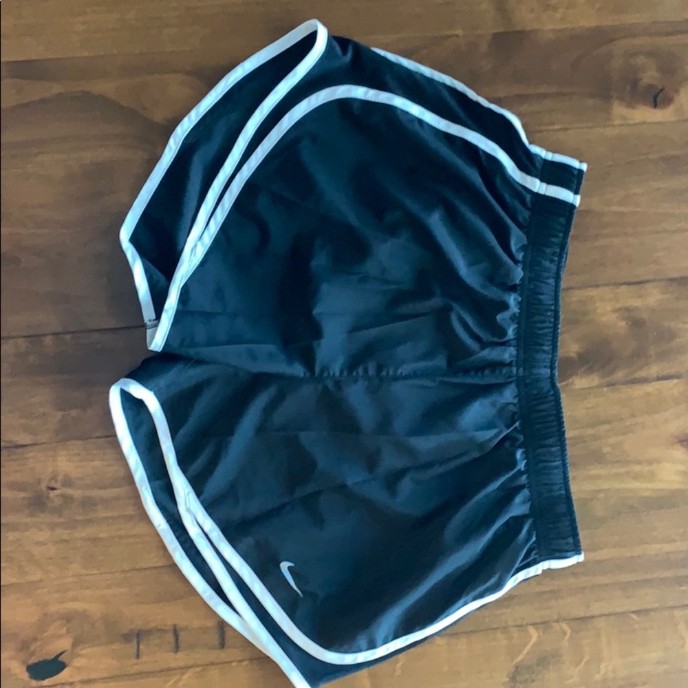 Women’s Nike tempo running shorts